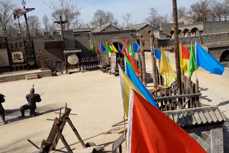 Китай открыл для туристов 1600-летнюю достопримечательность