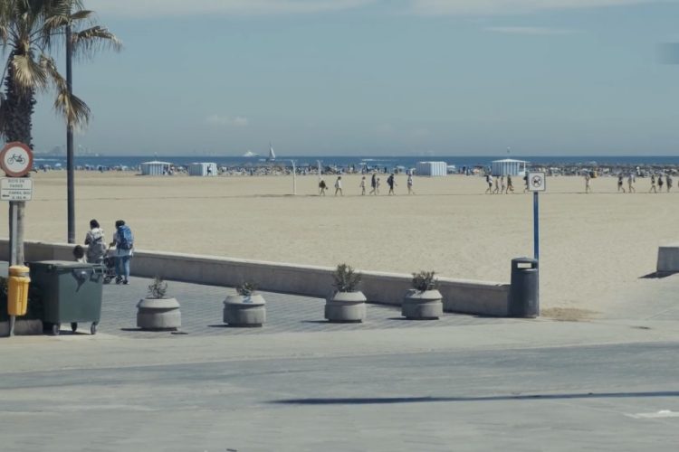 Туристы начали активно покупать туры в Испанию - дело в цене