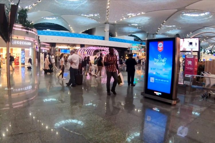 Аэропорт Стамбула: россиян в числе транжир нет
