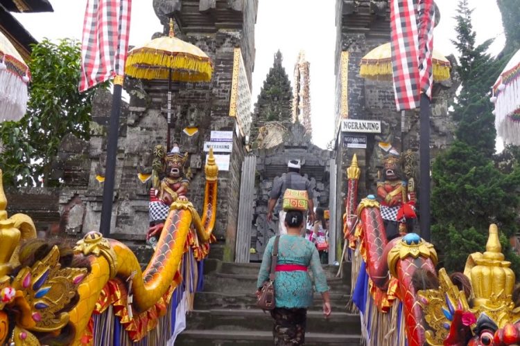 На острове Бали нашли мертвым россиянина