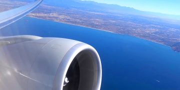 Пилоты American Airlines пошли в суд, чтобы не летать в Китай