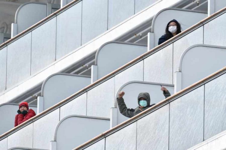 Круизные компании испугались ситуации с Diamond Princess