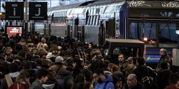 новость 21-02-2020 Общенациональная забастовка начинается во Франции