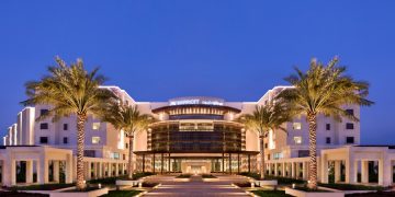 новость 20-02-2020 Отель JW Marriott Muscat открылся в исторической столице Омана