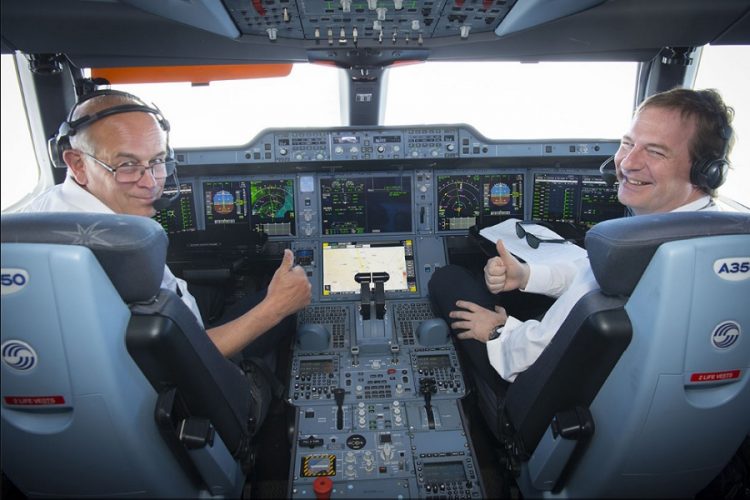 новость 07-02-2020 EASA запретило пилотам авиалайнеров A350 пить кофе в кабинах