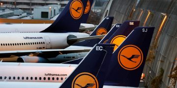 новость 26-02-2020 Авиакомпания Lufthansa - первая жертва коронавируса