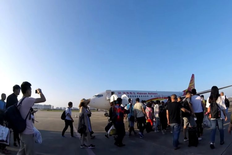 Hainan Airlines возобновляет 450 перелетов в Китае