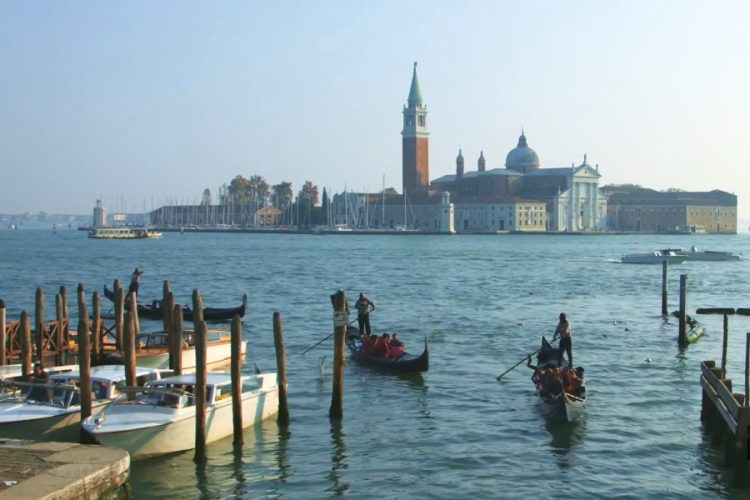 Венеция будет считать туристов с помощью искусственного интеллекта