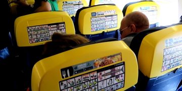 Ryanair вынудили изменить рекламу из-за неправдивой информации в ней