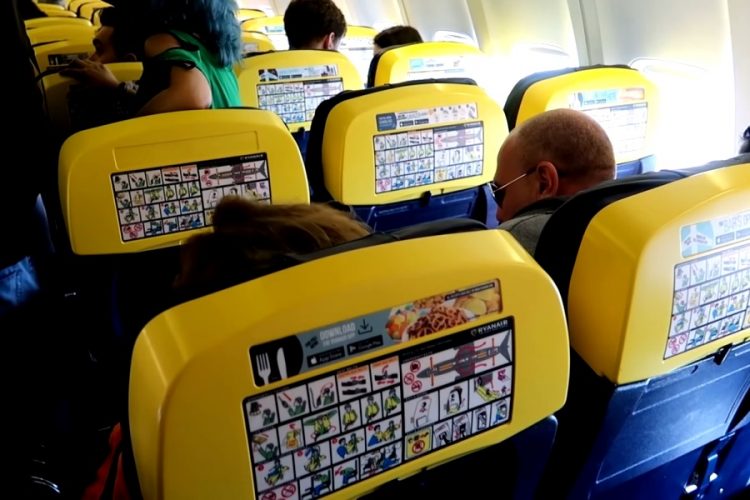 Ryanair вынудили изменить рекламу из-за неправдивой информации в ней