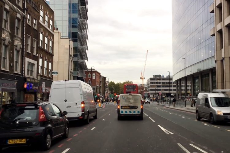 Великобритания в одном из городов запустит только электроавтобусы