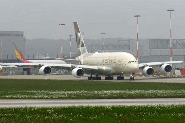 Etihad Airways предлагает новые технологии для бронирования