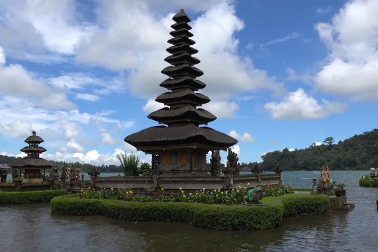 Китайский вирус снижает турпоток в Индонезию