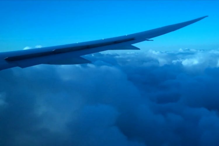 Малайзийские чиновники: самолет МН370 исчез по вине пилотов