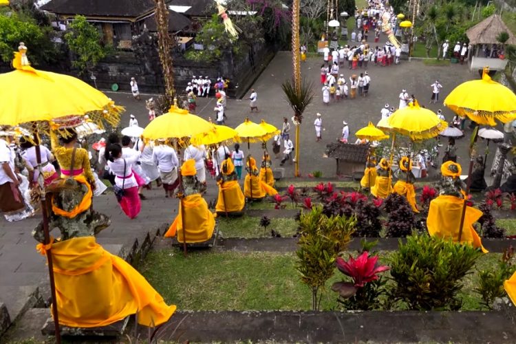 Почему в этом году дешевеет отдых на Бали?