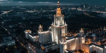 Китайцы сбежали из карантина на экскурсию по Москве