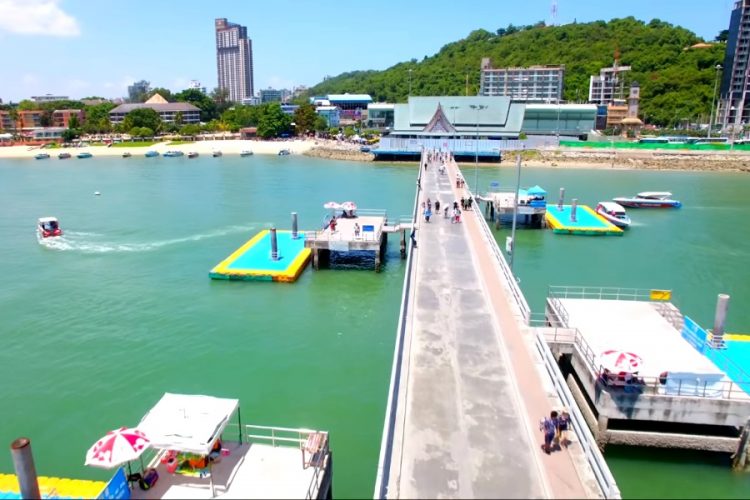 В бухте Паттайи нашли тело туриста с камнем на шее