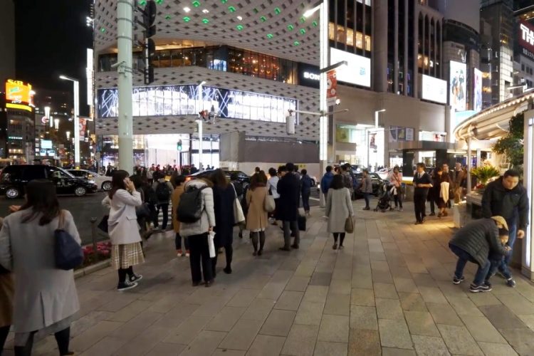 Токио отменяет мероприятия на ближайшие 3 недели