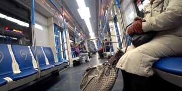 Что будут делать при виде китайцев в московском метро?