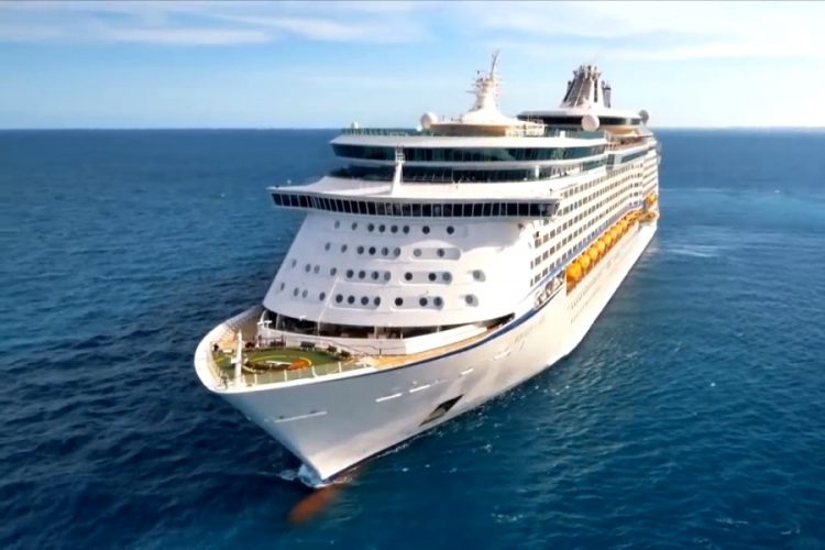 Суд нашел виновного в смерти ребенка на борту Royal Caribbean