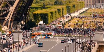 Франция сохраняет статус самой посещаемой страны