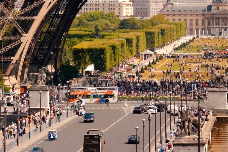 Франция сохраняет статус самой посещаемой страны