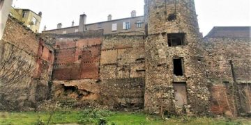 Исторические башни Стамбула могут разрушиться