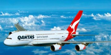 новость 10-03-2020 Флагманский авиаперевозчик Qantas сократит четверть полетов