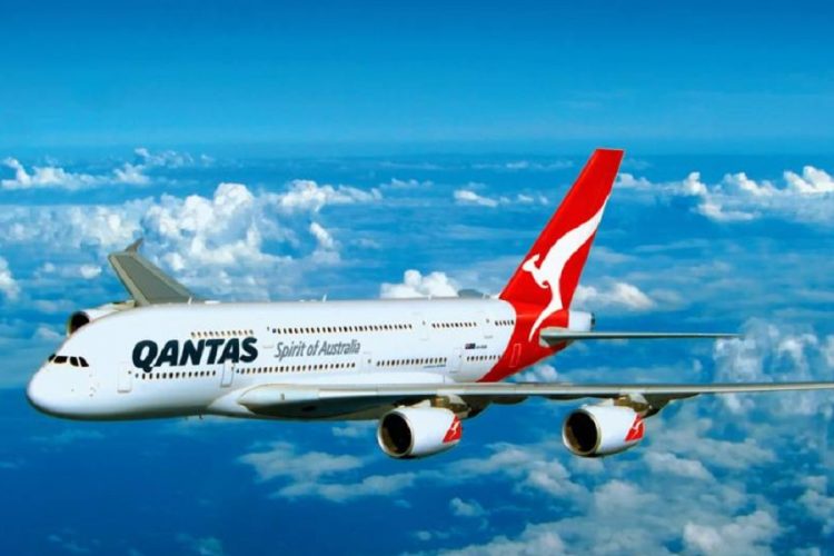 новость 10-03-2020 Флагманский авиаперевозчик Qantas сократит четверть полетов