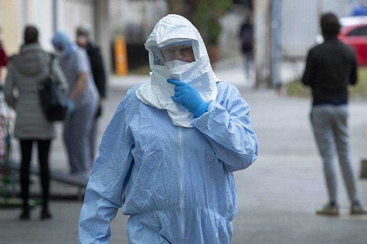 новость 17-03-2020 Защиту от коронавируса во Франции будут обеспечивать полицейские