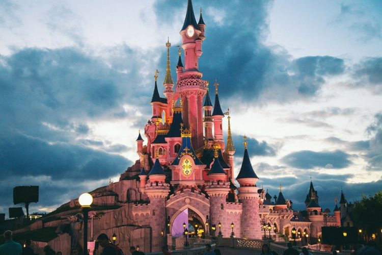 новость 02-03-2020 Парижский Диснейленд не закроется из-за проблем с коронавирусом