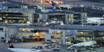новость 03-03-2020 Аэропорт Франкфурта закрылся из-за беспилотника