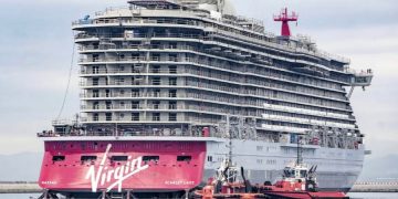новость 03-03-2020 Cruise Lines отменила торжественные мероприятия круиза Scarlet Lady