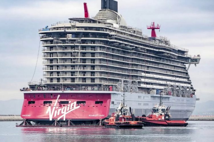 новость 03-03-2020 Cruise Lines отменила торжественные мероприятия круиза Scarlet Lady