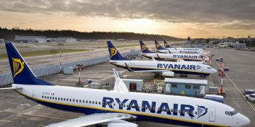 новость 25-03-2020 Ryanair приостановит все свои коммерческие рейсы