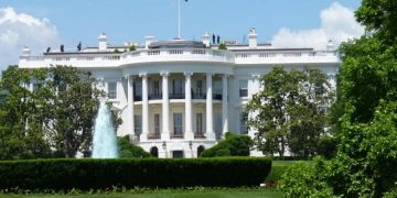 новость 02-03-2020 Новые ограничения на поездки вводит администрация Трампа