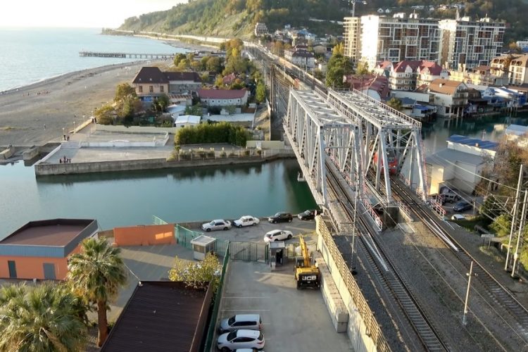 Туроператоры сообщили об отмене броней в Сочи