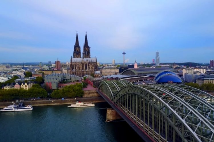 Как коронавирус поменял культуру разных стран