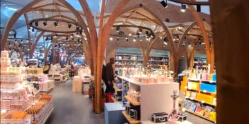 В аэропорту Стамбула поселились 2000 пассажиров