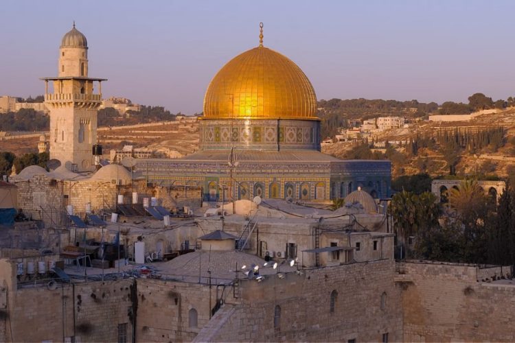 Смогут ли туристы поехать в Израиль на Пасху?