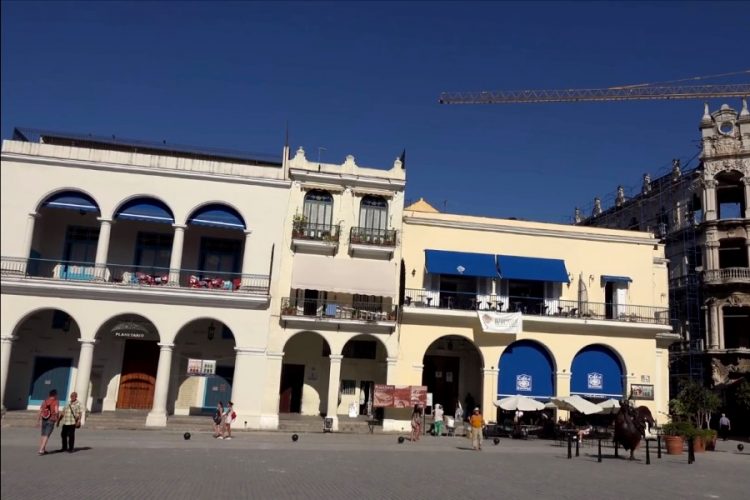 Туроператоры активно вывозят туристов из кубинских курортов