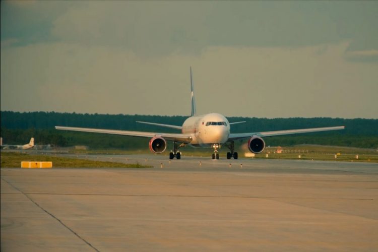 AZURAir занимается вывозом российских туристов из Марокко