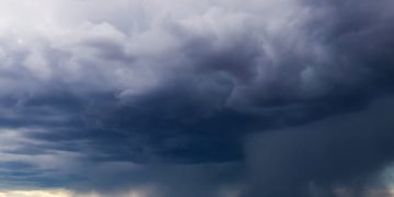 В Египте погибли люди из-за шторма, пострадали курорты