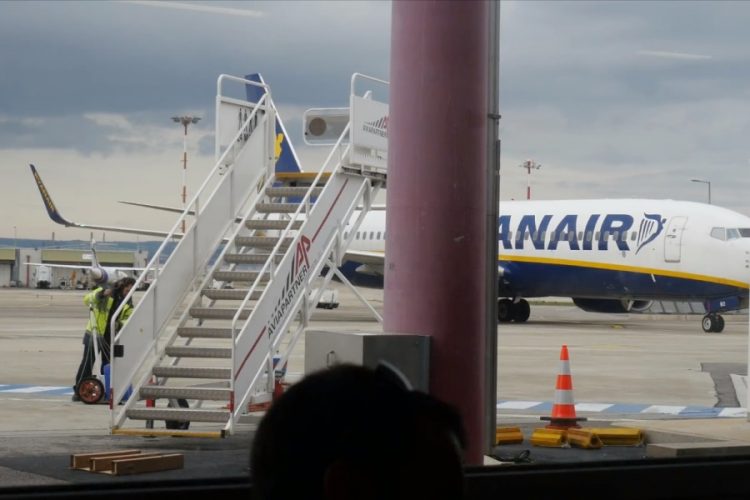 Перебронирование билетов обходится в 2 раза дороже покупки новых