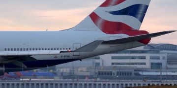 Авиакомпании отказывают пассажирам в компенсациях за отмененные рейсы