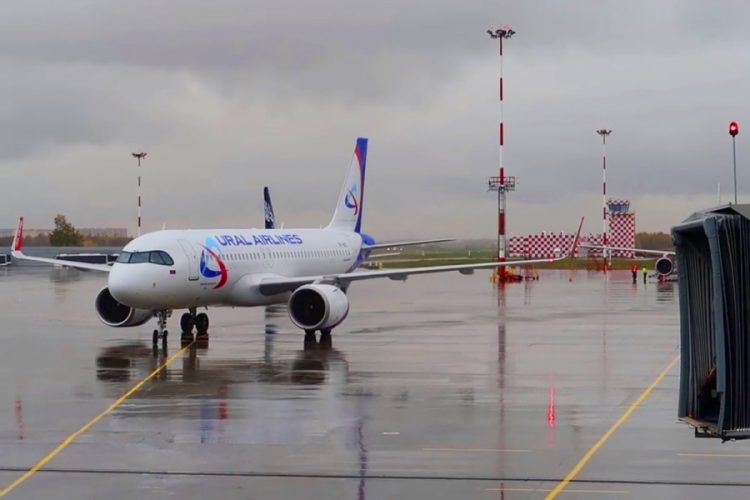 Уральские Авиалинии отменяют рейсы в Израиль