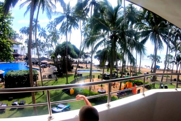 Шри-Ланка отменяет визы по прибытию