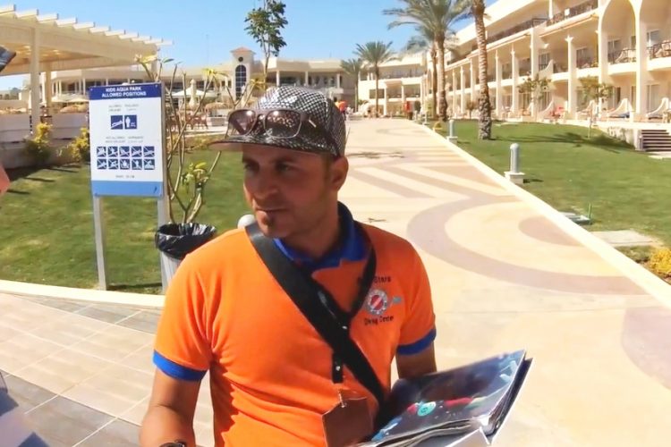 В отелях Египта "карантинным" туристам перестали приносить еду