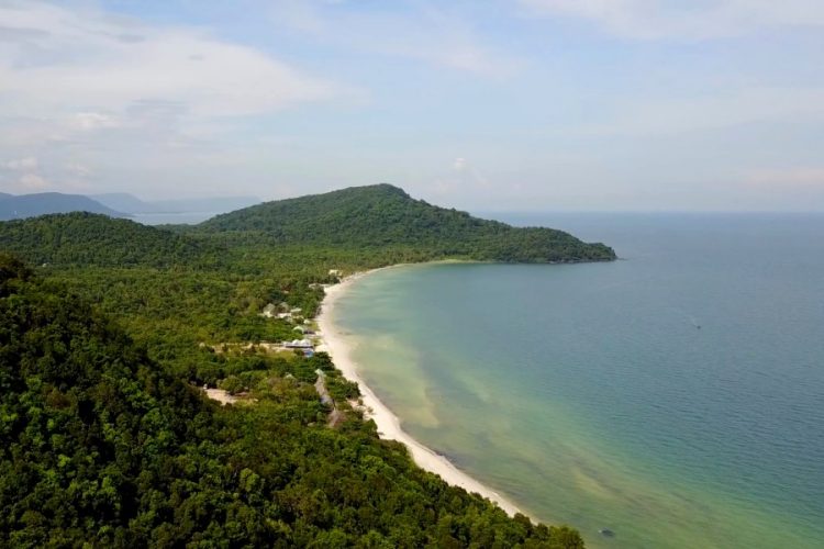 Остров Фукуок отчитался о вывозе россиян