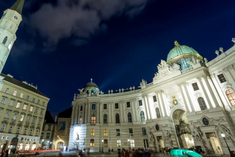 Airbnb выделит $250 млн на выплаты компенсаций туристам